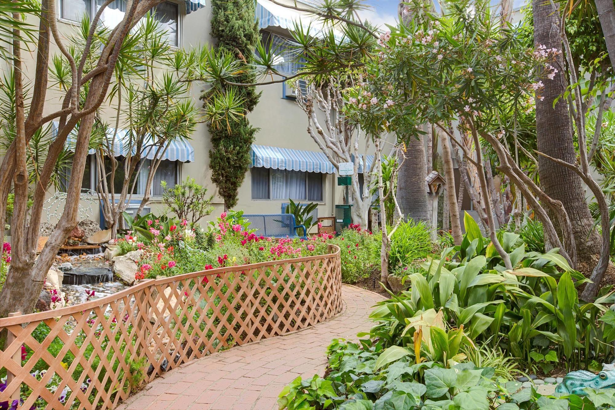 Travelodge Hotel At Lax Los Angeles Ngoại thất bức ảnh