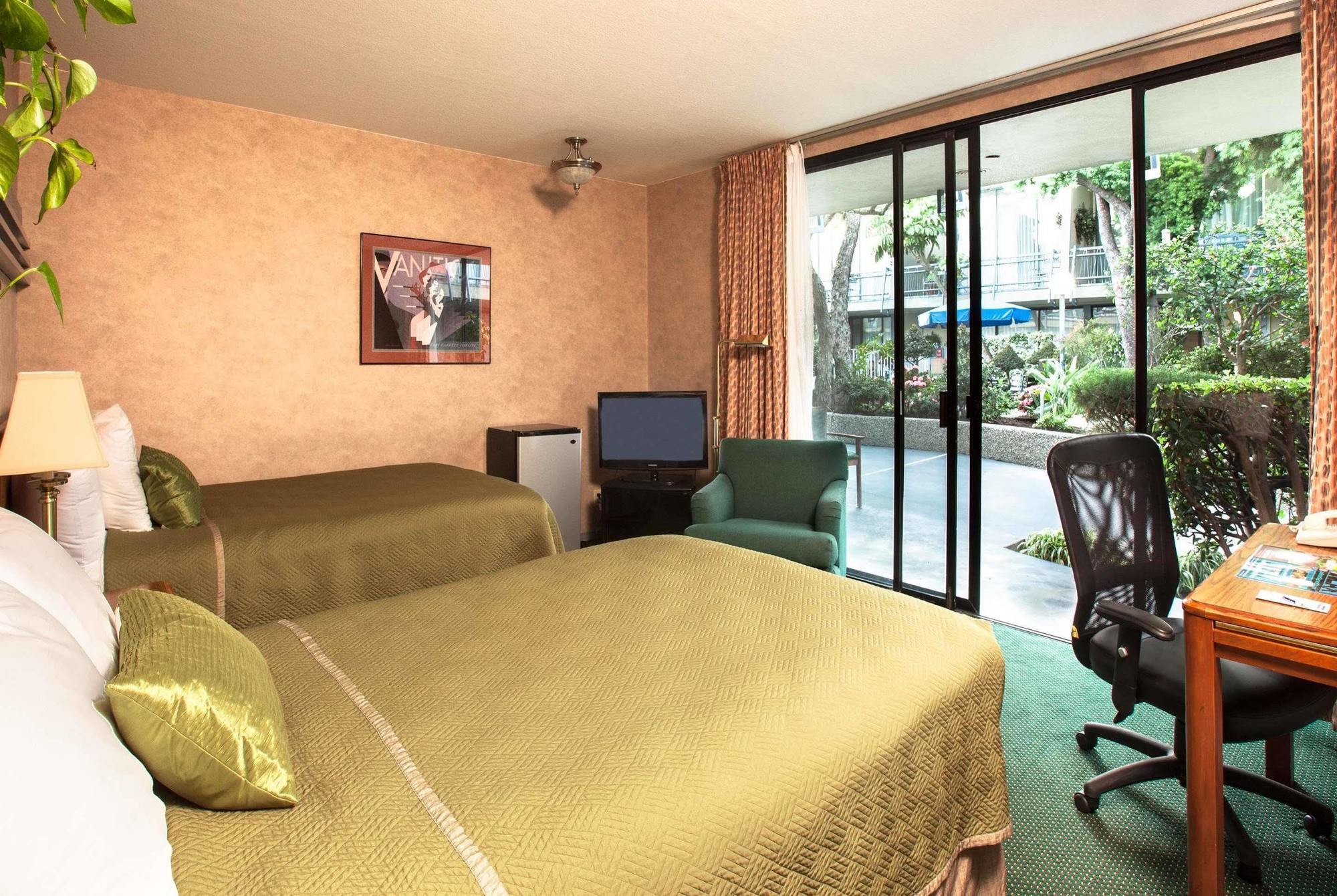 Travelodge Hotel At Lax Los Angeles Ngoại thất bức ảnh
