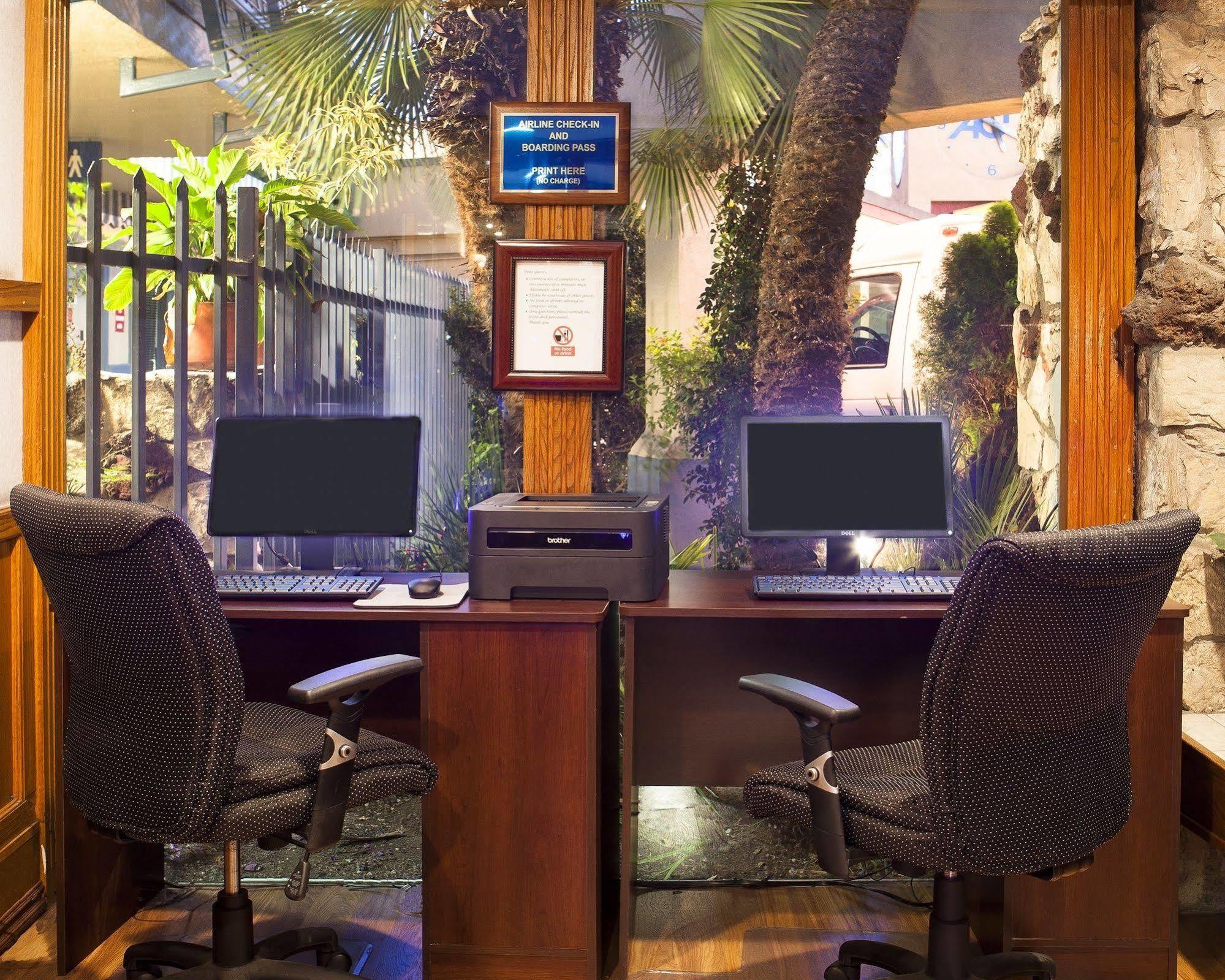 Travelodge Hotel At Lax Los Angeles Ngoại thất bức ảnh