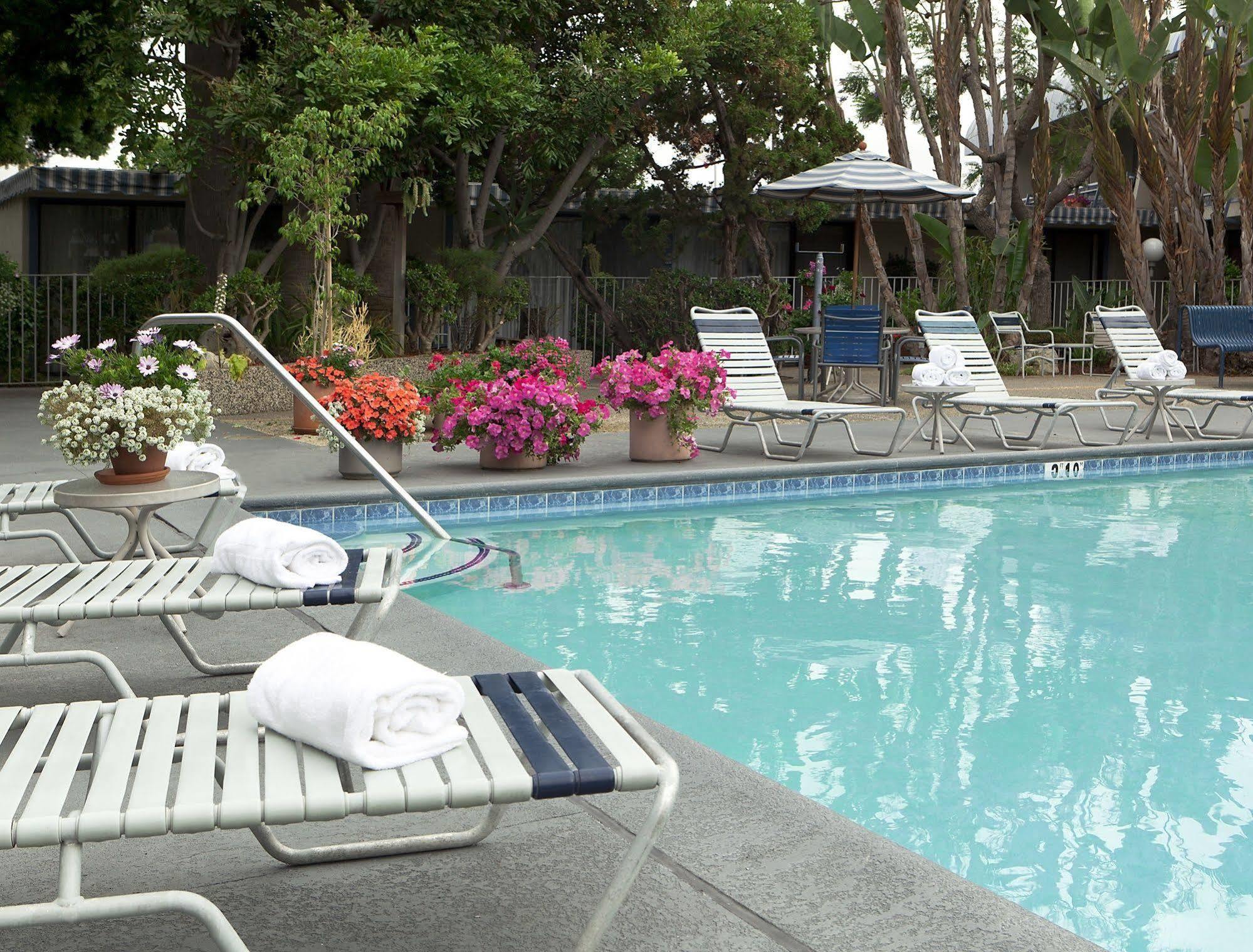 Travelodge Hotel At Lax Los Angeles Ngoại thất bức ảnh